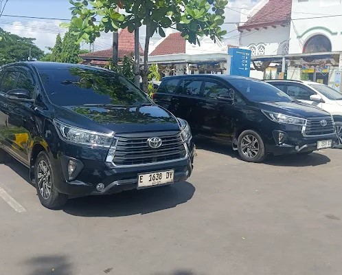 tarif sewa mobil di cirebon - trusmi hiace